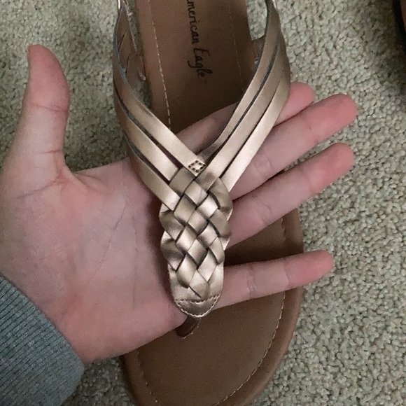 Cute American eagle sandals! - Picture 3 of 3